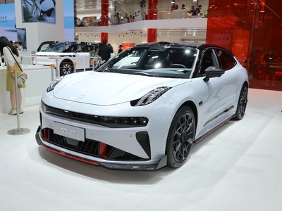 广东中山极氪001 FR 2025新款价格全解！买车必看！